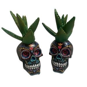 Ashland Black and Green Skull day of the dead Decor